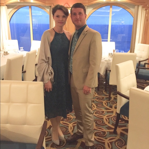 Meet your Poshmark Ambassador, Jessica - Picture 2 of 13